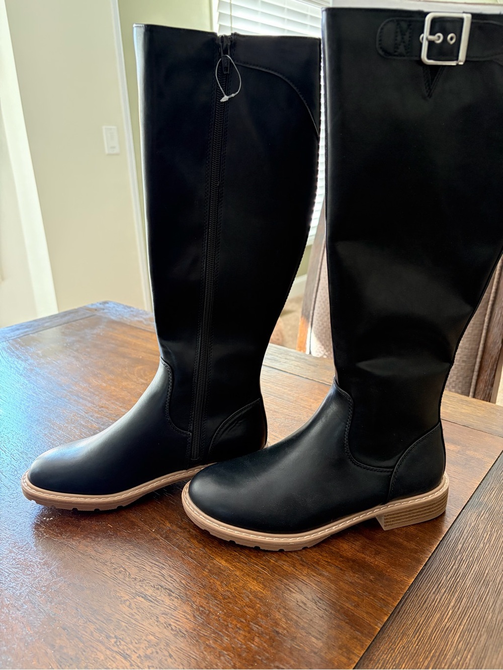 Classic Black Knee-High Women's Riding Boots
